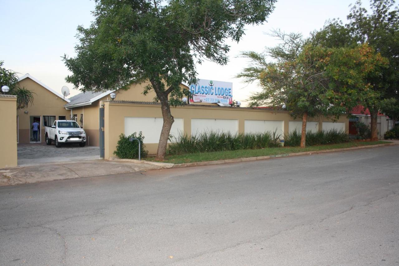 Classic-Lodge Kempton Park Bagian luar foto